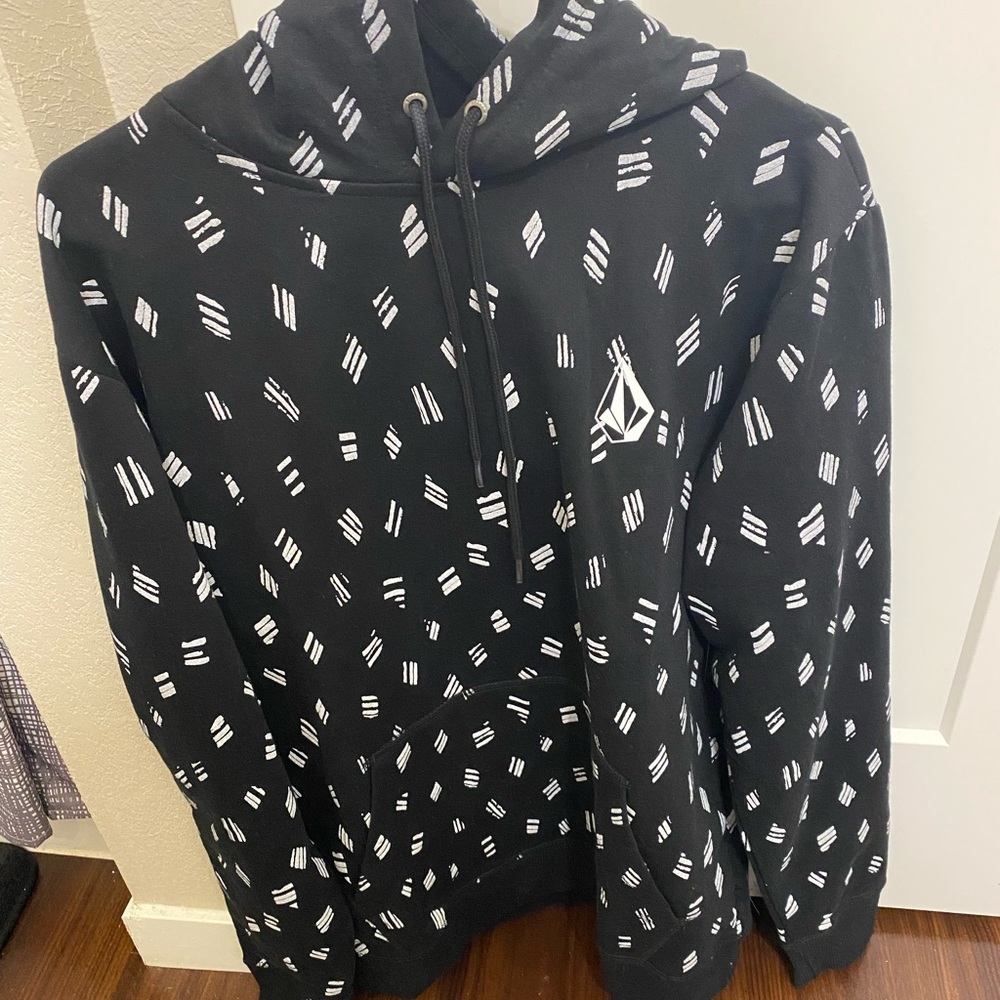 NWT Pullover Men’s Volcom Hoodie